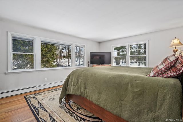 55 Hoags Cross Road, Ossining, NY 10562