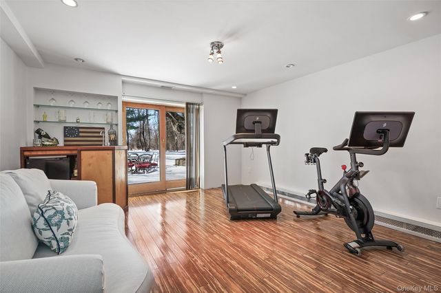 55 Hoags Cross Road, Ossining, NY 10562