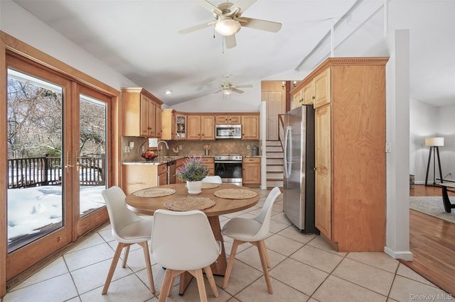 55 Hoags Cross Road, Ossining, NY 10562