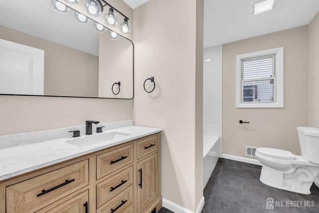 116 S 8th S Avenue, Highland Park, NJ 08904