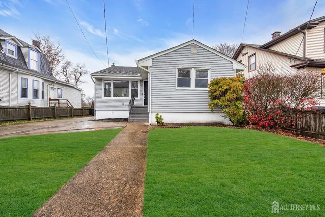 116 S 8th S Avenue, Highland Park, NJ 08904