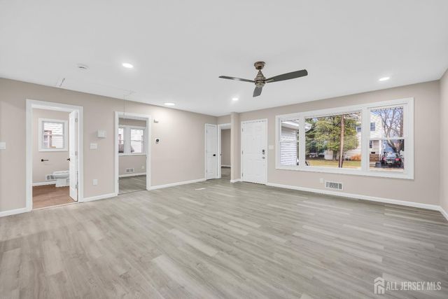 116 S 8th S Avenue, Highland Park, NJ 08904