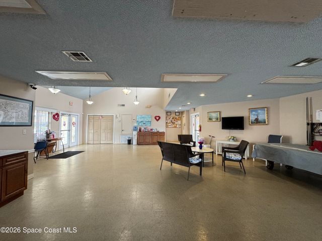 1471 Sheafe Avenue NE 103, Palm Bay, FL 32905