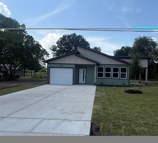 745 W Marshall, Cooper, TX 75432