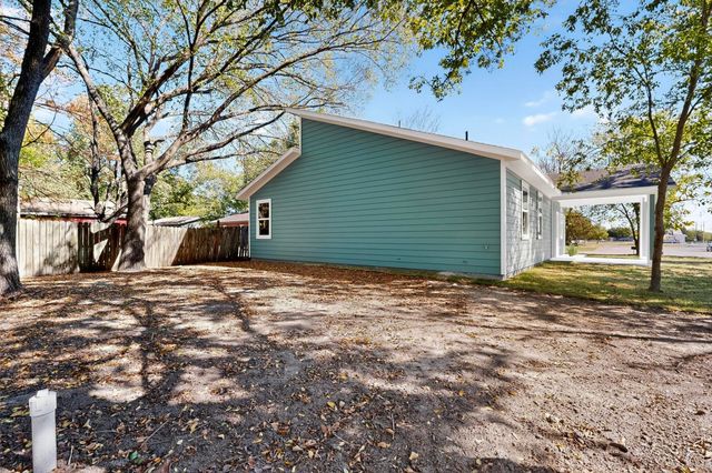 745 W Marshall, Cooper, TX 75432