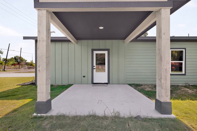 745 W Marshall, Cooper, TX 75432