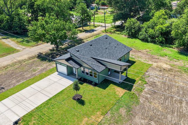 745 W Marshall, Cooper, TX 75432