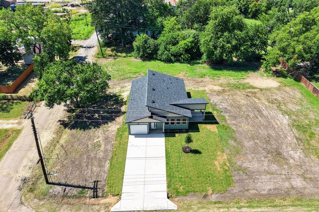 745 W Marshall, Cooper, TX 75432