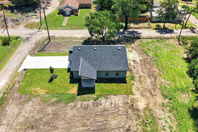 745 W Marshall, Cooper, TX 75432