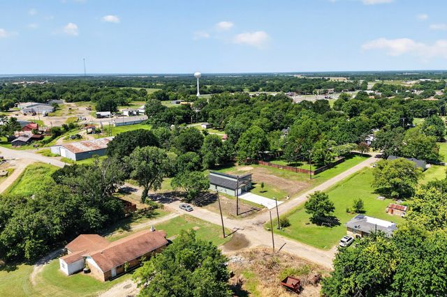 745 W Marshall, Cooper, TX 75432