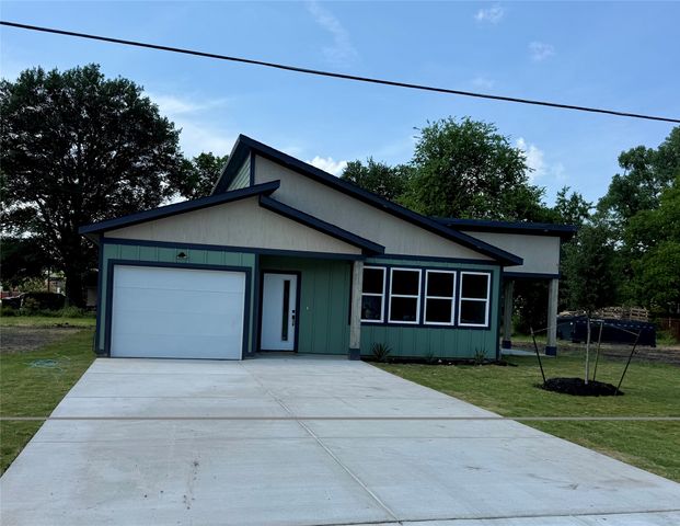 745 W Marshall, Cooper, TX 75432