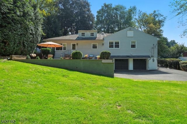 15 Catalpa Rd, Morris Twp., NJ 07960