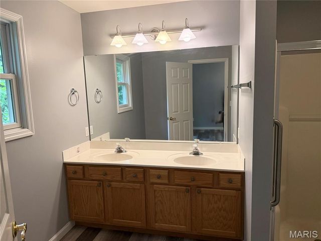 3842 Bedford Pointe Drive, Wentzville, MO 63385