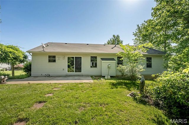 3842 Bedford Pointe Drive, Wentzville, MO 63385
