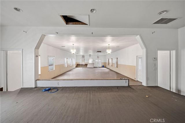 1101 W Florence Avenue, Los Angeles, CA 90044