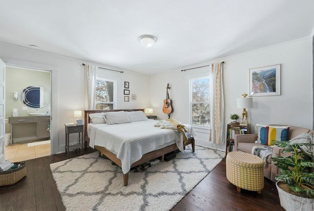 527 W Oakdale Drive, Fort Wayne, IN 46807