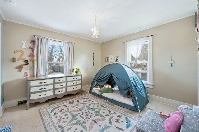 527 W Oakdale Drive, Fort Wayne, IN 46807