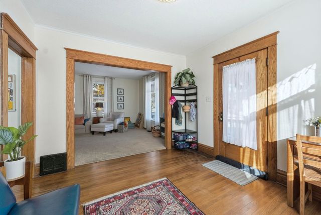 527 W Oakdale Drive, Fort Wayne, IN 46807