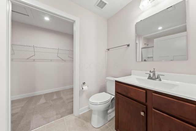 6446 Turning Stone Lp, Canal Winchester, OH 43110