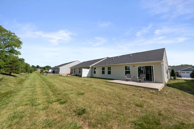 6446 Turning Stone Lp, Canal Winchester, OH 43110