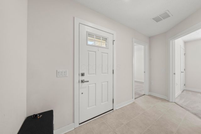 6446 Turning Stone Lp, Canal Winchester, OH 43110