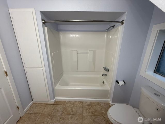 1132 Fowler Street, Raymond, WA 98577