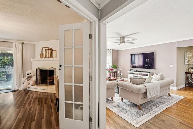 2020 Santa Rosa Way, Stockton, CA 95209