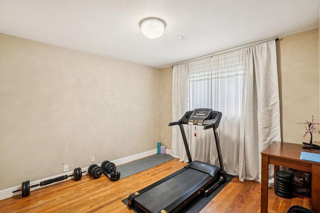 2020 Santa Rosa Way, Stockton, CA 95209