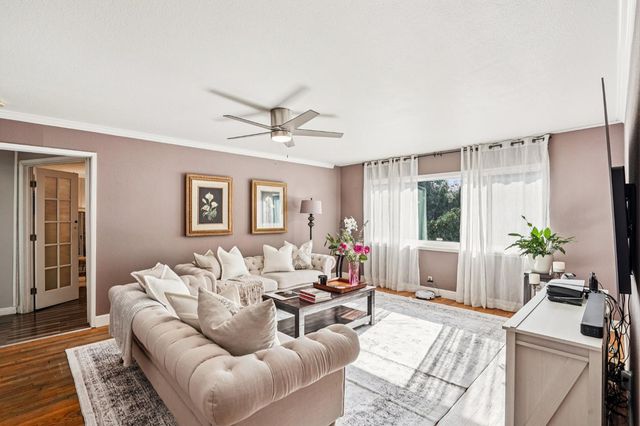 2020 Santa Rosa Way, Stockton, CA 95209