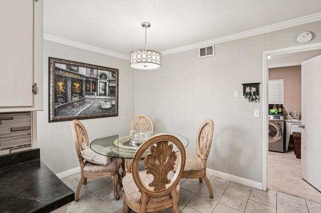 2020 Santa Rosa Way, Stockton, CA 95209