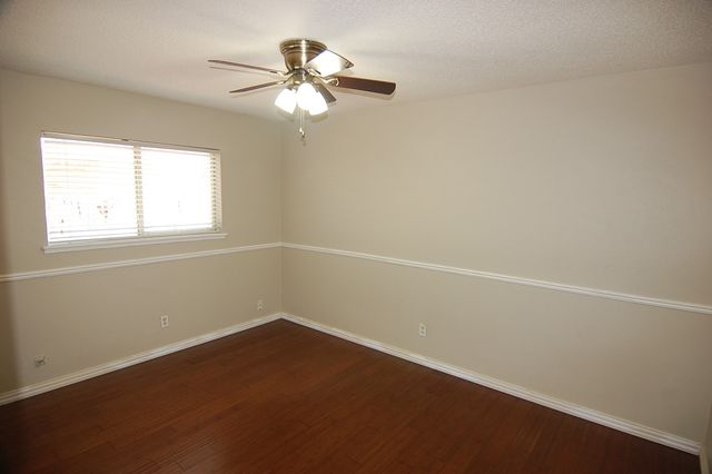 2614 Creekview Drive, Arlington, TX 76016