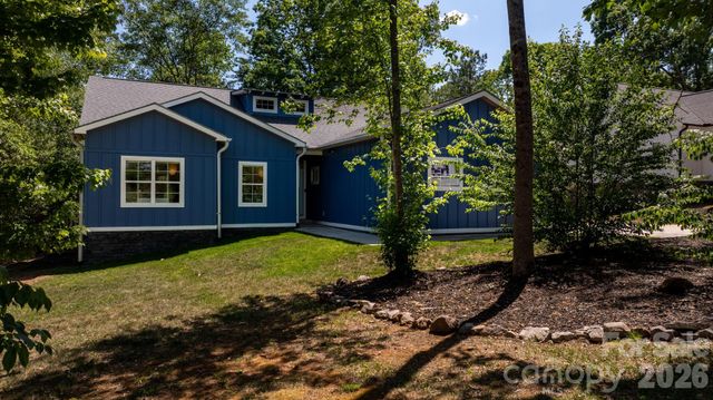 3813 54TH Avenue NE, Hickory, NC 28601
