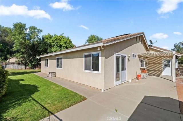 11810 Avalon, Yucaipa, CA 92399