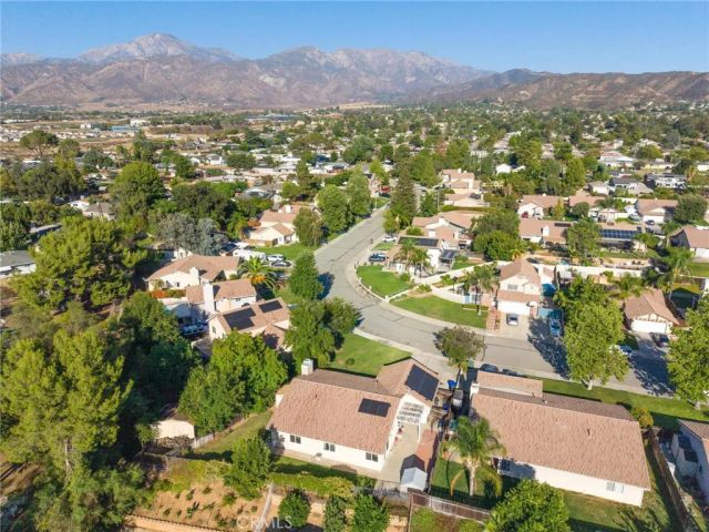 11810 Avalon, Yucaipa, CA 92399