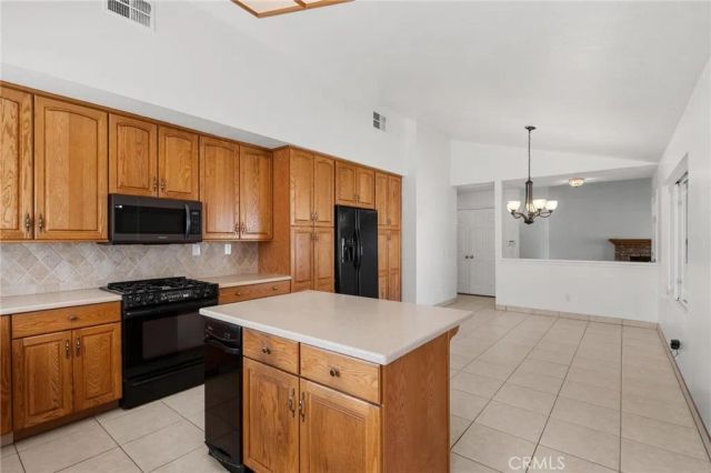 11810 Avalon, Yucaipa, CA 92399