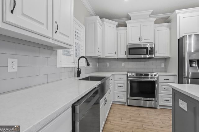 320 Daniel Trent Way, Kingsland, GA 31548