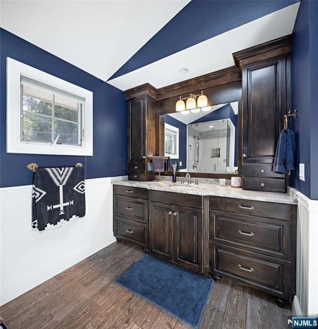 440 Colonial Boulevard, Twp Of Washington, NJ 07676