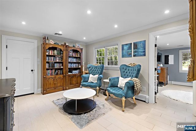 440 Colonial Boulevard, Twp Of Washington, NJ 07676