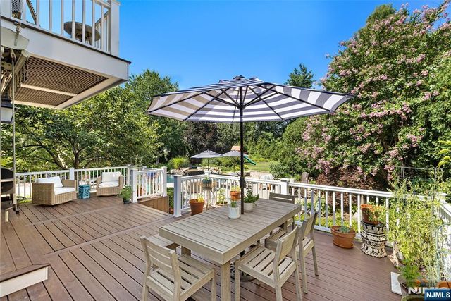 440 Colonial Boulevard, Twp Of Washington, NJ 07676