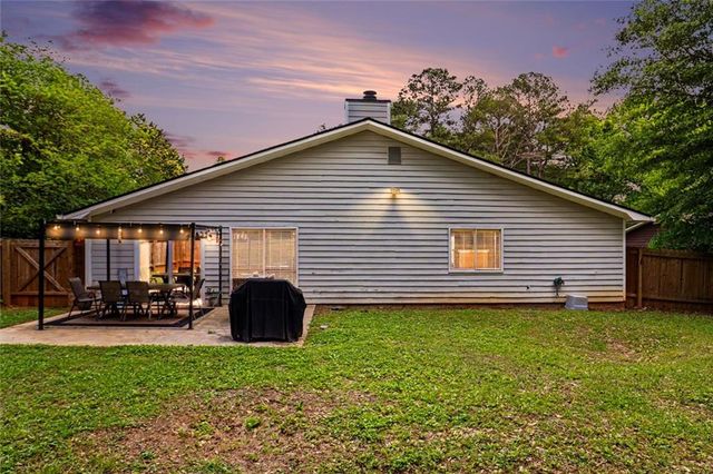 8895 Wesley Place, Jonesboro, GA 30238