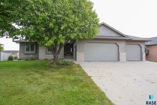 804 N Archer Dr, Sioux Falls, SD 57103