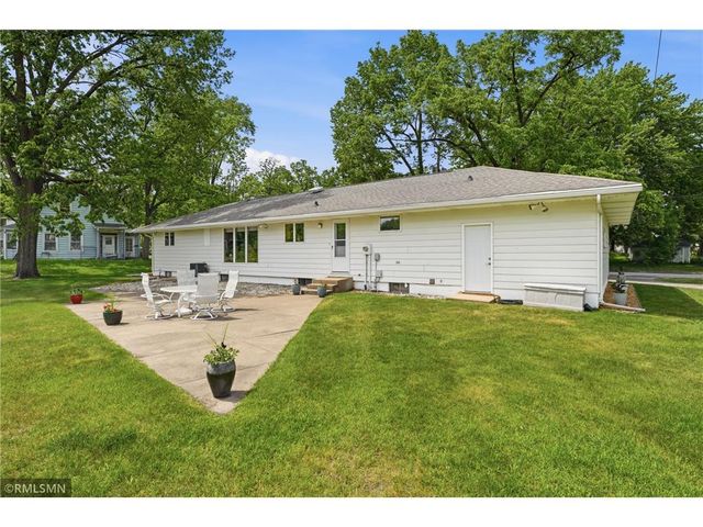 1409 Menomonie Street, Eau Claire, WI 54703