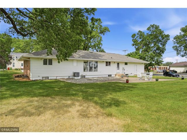 1409 Menomonie Street, Eau Claire, WI 54703