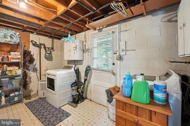 8210 ACKLEY ST, Alexandria, VA 22309