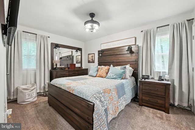 8210 ACKLEY ST, Alexandria, VA 22309