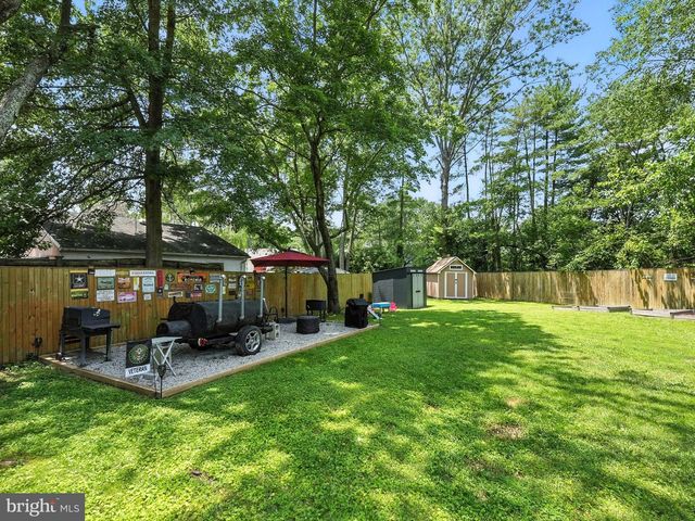 8210 ACKLEY ST, Alexandria, VA 22309