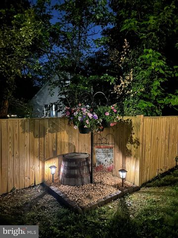 8210 ACKLEY ST, Alexandria, VA 22309