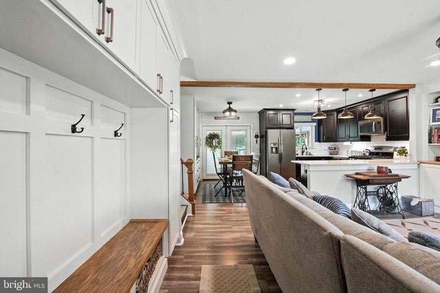 8210 ACKLEY ST, Alexandria, VA 22309