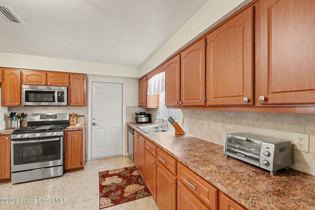 855 Richland Avenue, Merritt Island, FL 32953