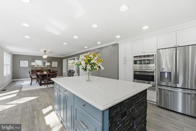 114 ERIN DR, Warrenton, VA 20186